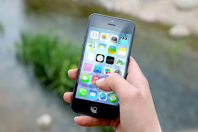 Guide complet pour choisir la meilleure application de réparation smartphone